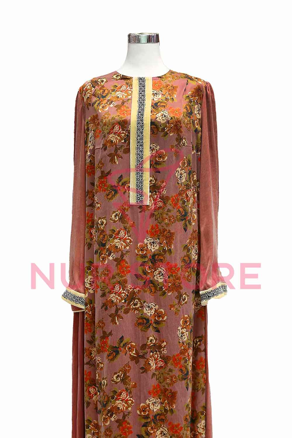 GÜLÝÜPEK KÖÝNEK